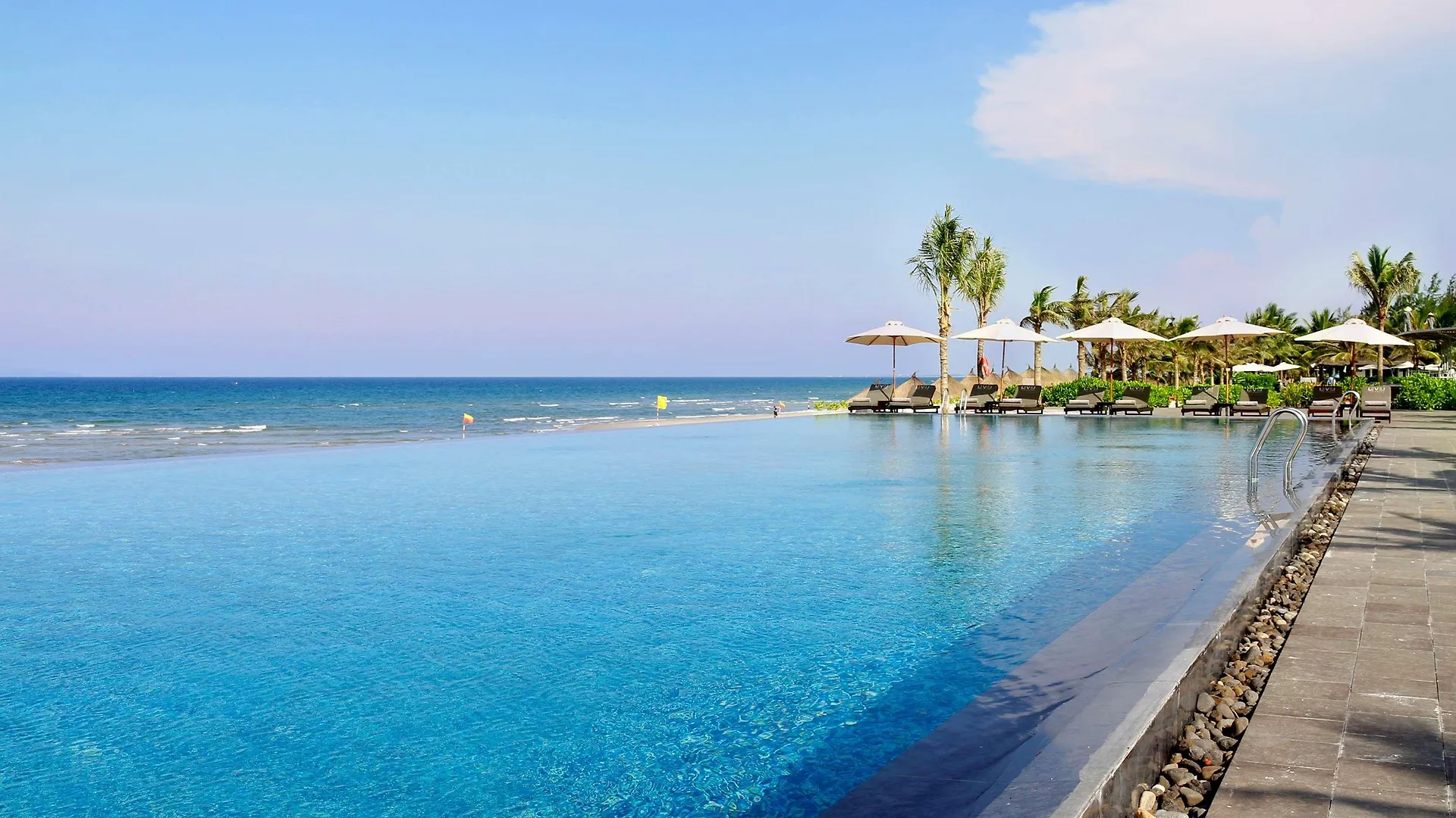 Melia Danang Beach Resort