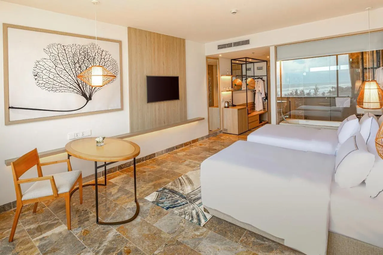 Melia Danang Beach Resort  Da Nang