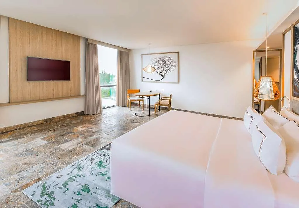 Melia Danang Beach Resort